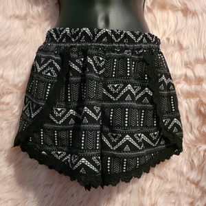 Black/White with lace shorts